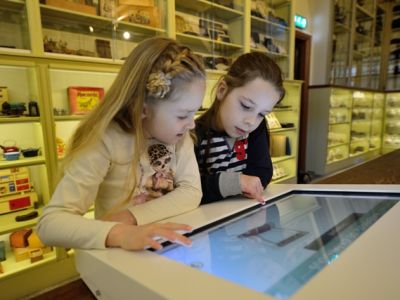 Het Warenhuis. Museum Land van Axel